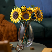 LEGO® Botanicals Sunflower Bouquet - Flower Decor - Housewarming Gift for Nature Lovers - 11502