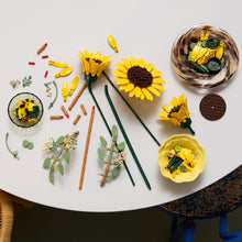LEGO® Botanicals Sunflower Bouquet - Flower Decor - Housewarming Gift for Nature Lovers - 11502