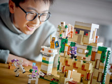 LEGO Minecraft The Iron Golem Fortress 21250 Building Toy Set