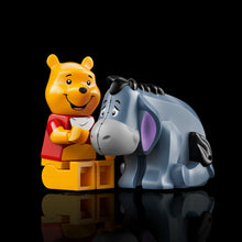 LEGO® ǀ Disney Winnie the Pooh - Classic Decoration Building Kit with Honey Pot for Ages 18+ - 43300