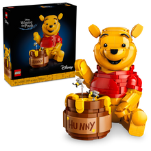 LEGO® ǀ Disney Winnie the Pooh - Classic Decoration Building Kit with Honey Pot for Ages 18+ - 43300
