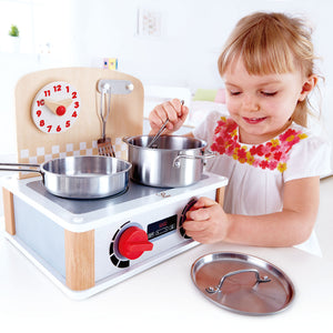 Hape 2-In-1 Kitchen & Grill