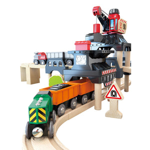 Hape Lift & Load Mining Play Set (Hape Railway) - All-Star Learning Inc. - Proudly Canadian